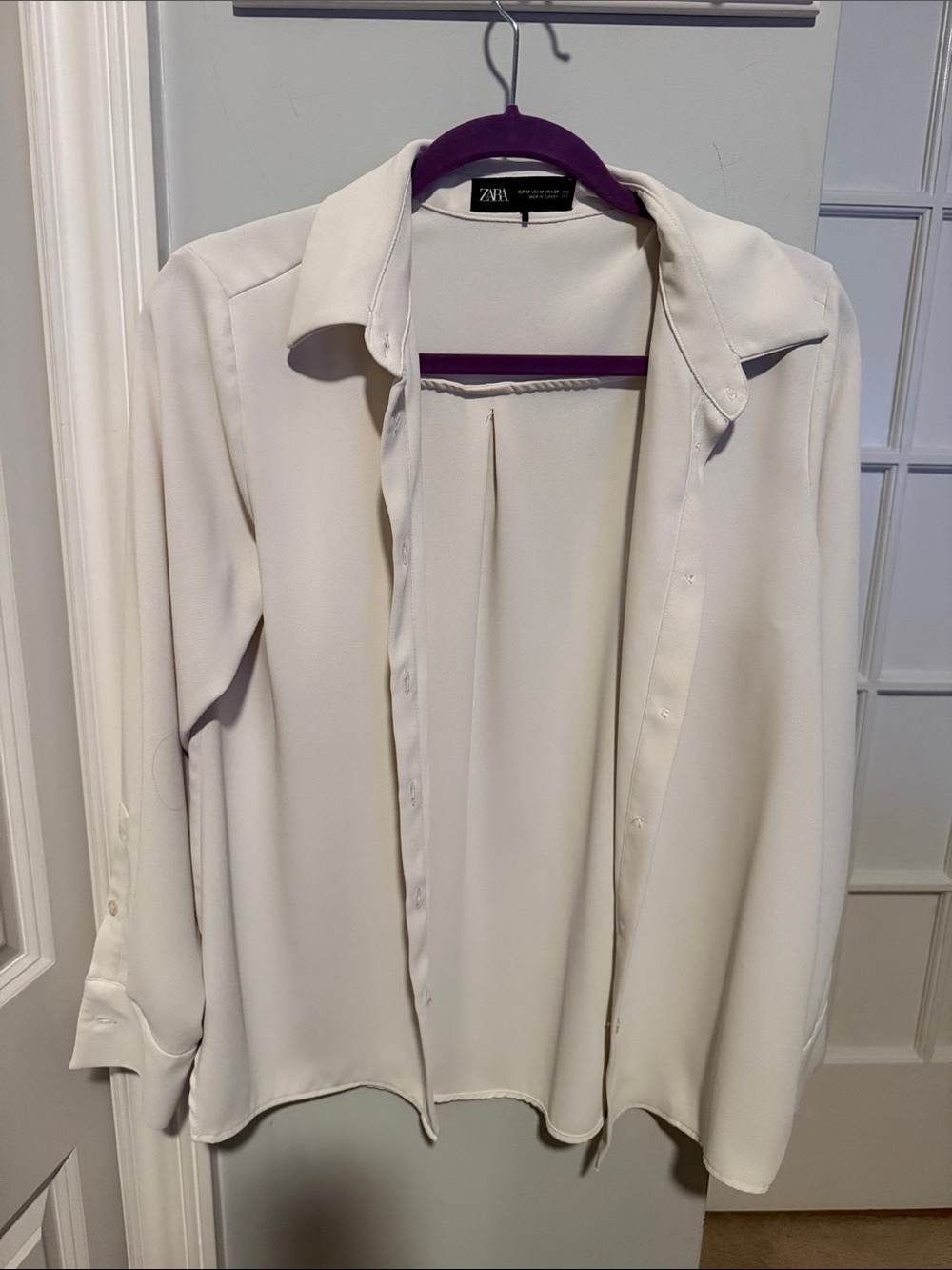 Zara Cream Button-Front Long Sleeve Shirt